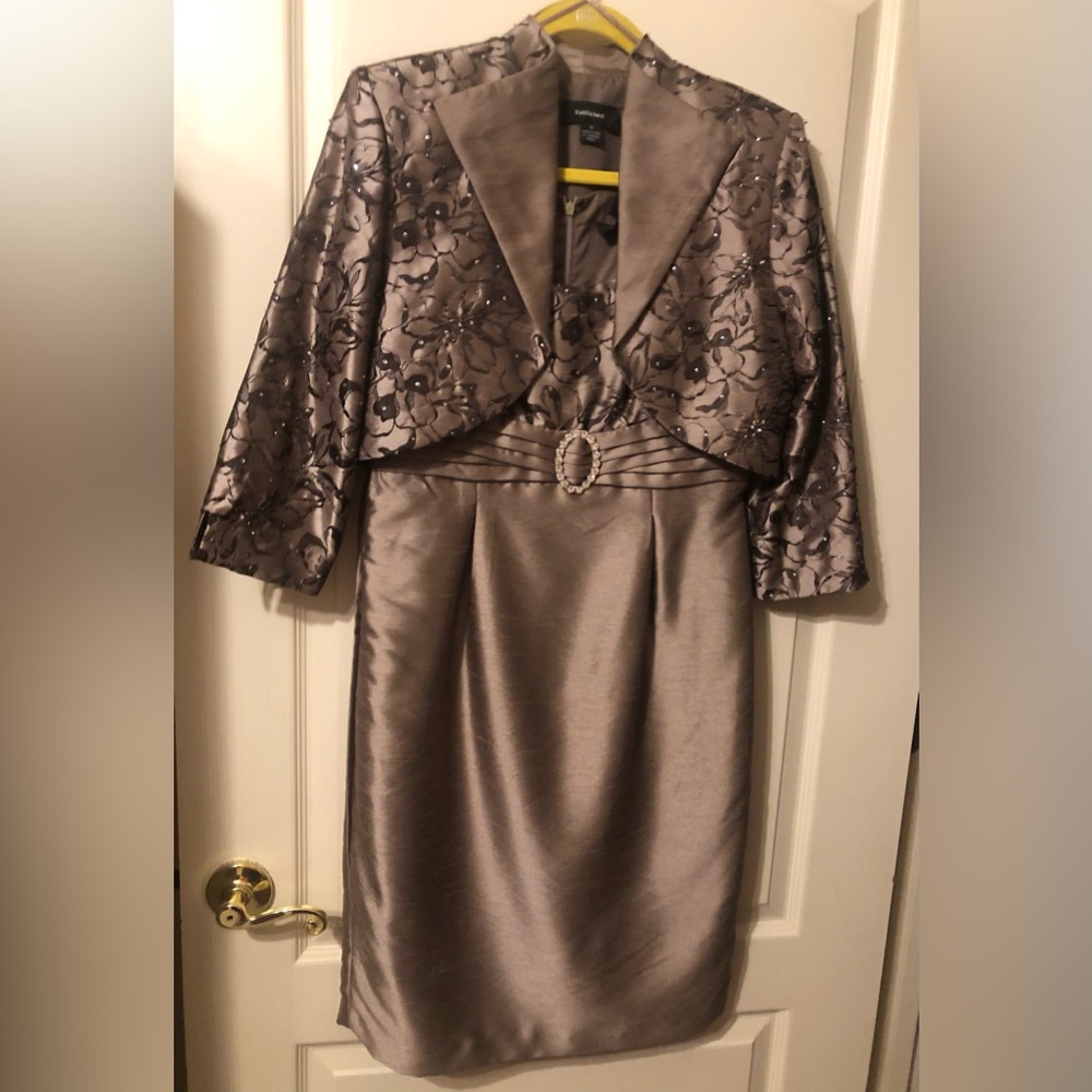 R&M Richards Elegant Taupe and Black Dress